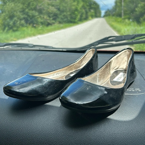 Black Steve Madden classic flats(price negotiable) - Picture 1 of 1